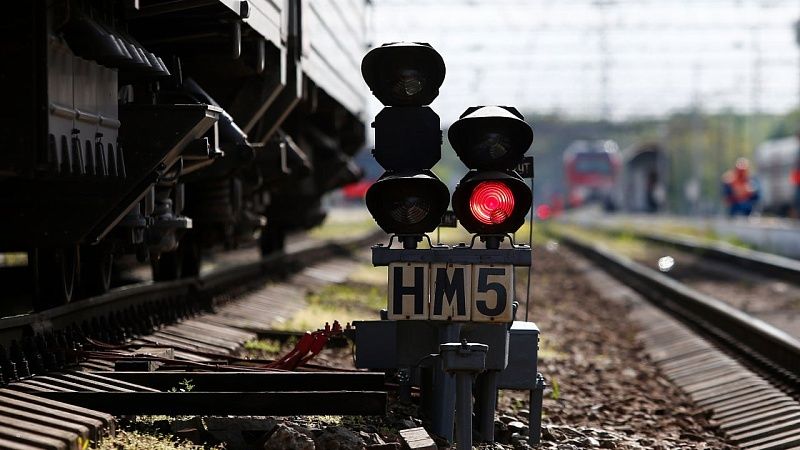 Железнодорожный переезд перекрыли на весь день в Армавире 27 февраля