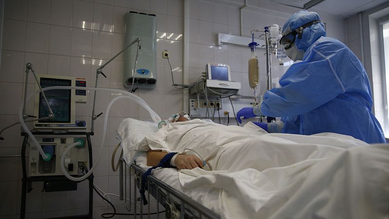Лечение от коронавируса на Кубани продолжают 296 человек