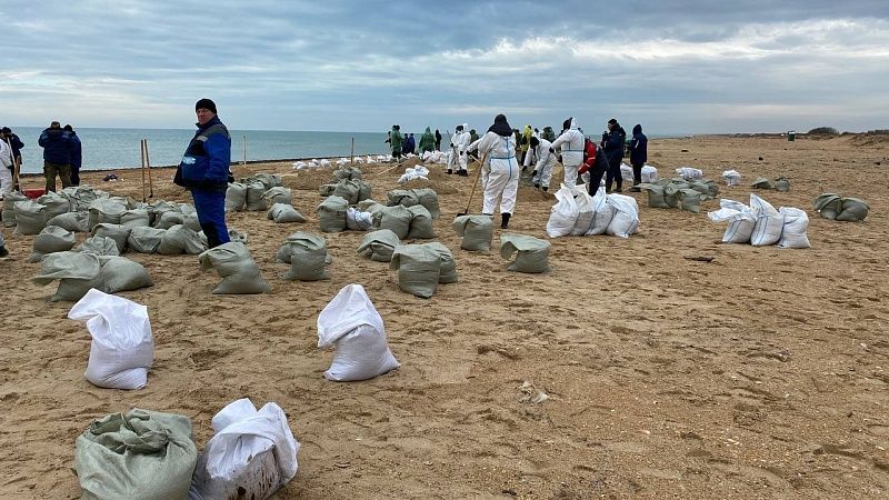 Уборка мазута на Чёрном море 31 декабря и 1 января пройдёт в сокращённом режиме