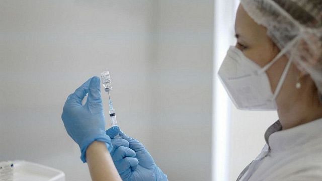 От коронавируса ревакцинировались министры и руководители ведомств Краснодарского края