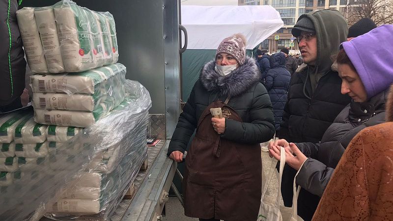 На все ярмарки выходного дня в Краснодаре привезли сахар