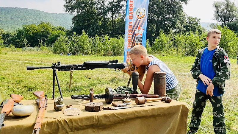 Вахта памяти юных поисковиков завершилась в Горячем Ключе