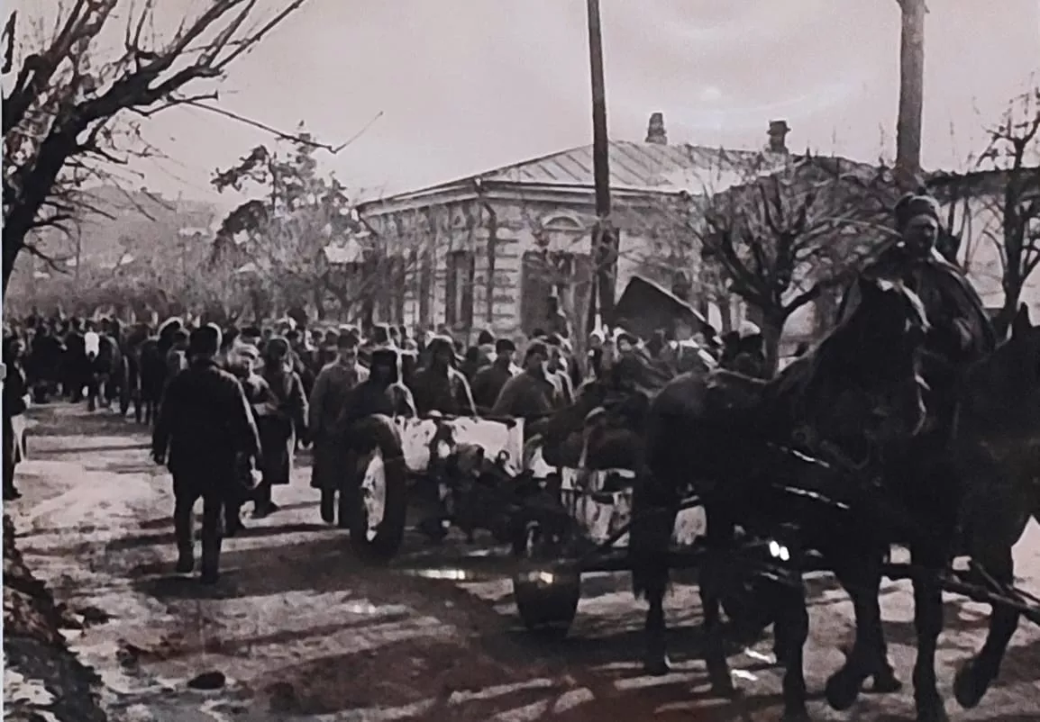 Оккупация краснодара. Оккупация Краснодара 1942. Освобождение Краснодара от немецко-фашистских захватчиков Дата. В 1942 году началась оккупация города Краснодара. Краснодар в годы оккупации август 1942 февраль 1943.