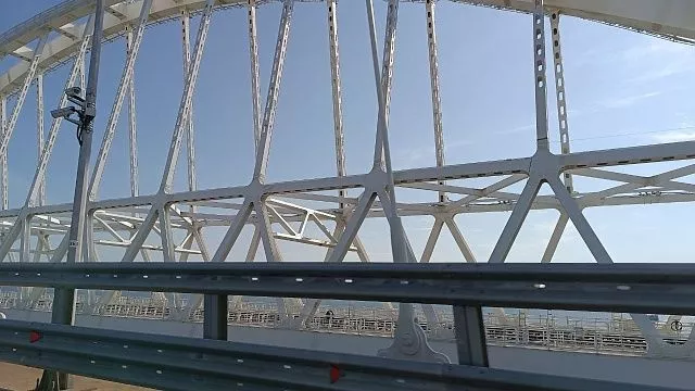 Очередей на Крымский мост нет со стороны материка и полуострова 