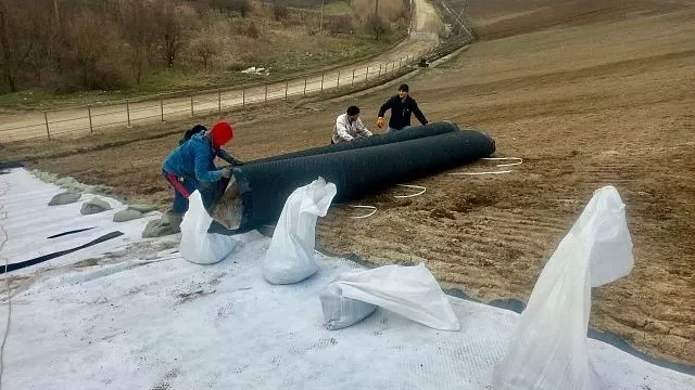 В Краснодаре ведут рекультивацию мусорного полигона. Фото: пресс-служба администрации Краснодарского края