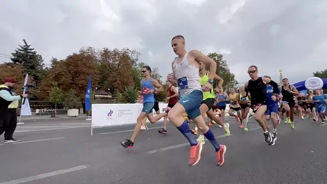 В Краснодаре проходит легкоатлетический забег «Кросс Нации»